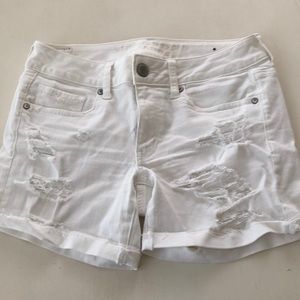 American Eagle white distressed stretch shorts